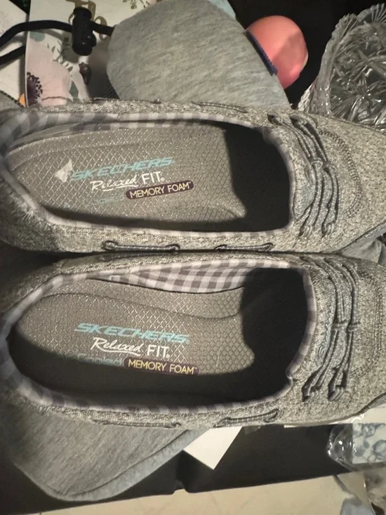 Skechers Women's Gray Knit Slip-On Loafer SZ 6.5 - Picture 11 of 15